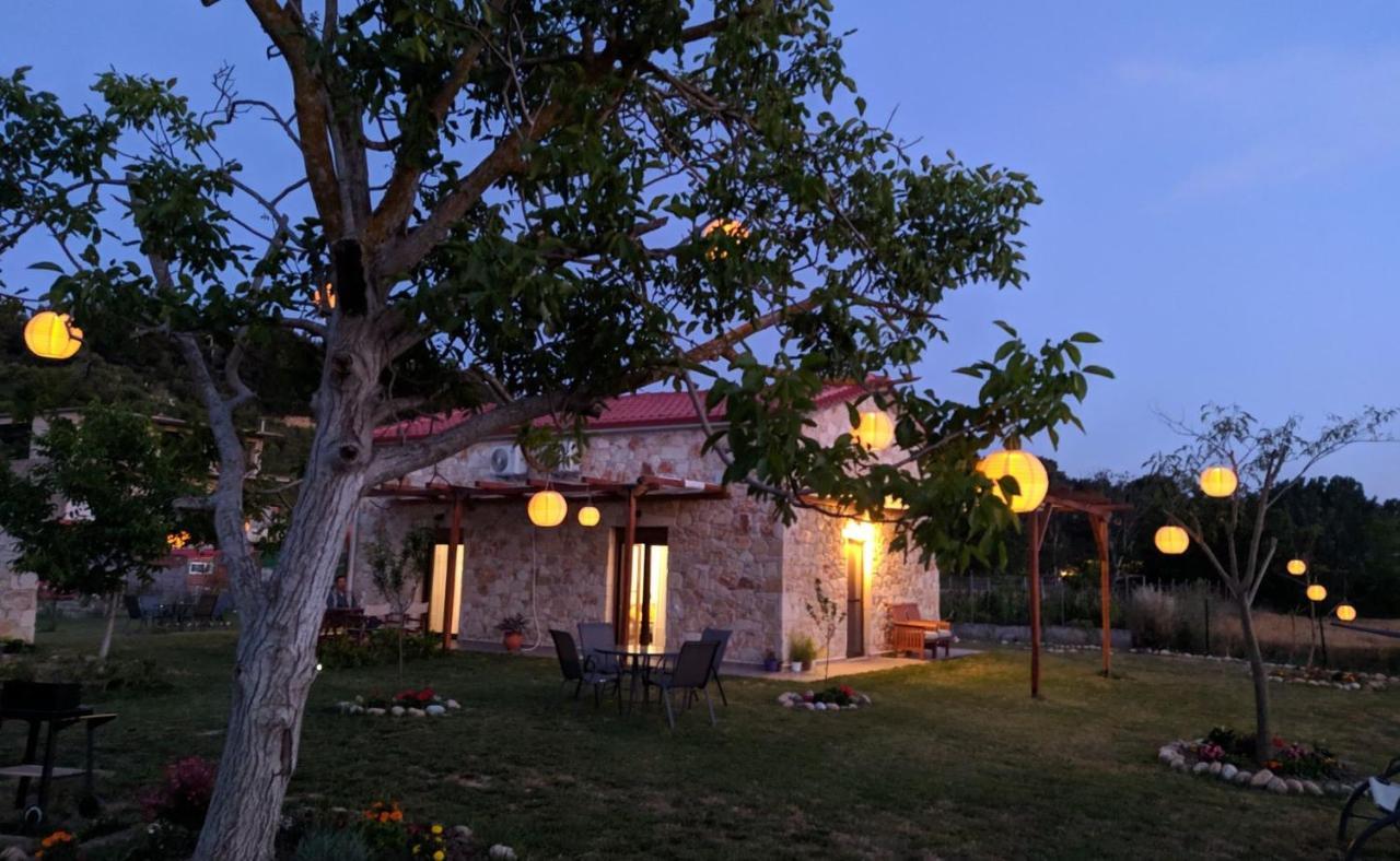 To Petrino Spiti Apartment Possidi Exterior photo