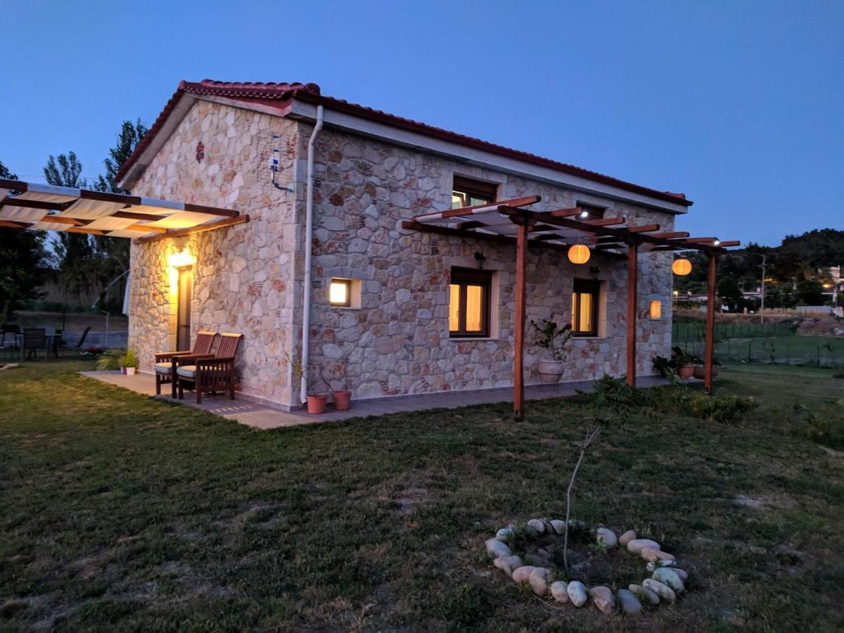 To Petrino Spiti Apartment Possidi Exterior photo