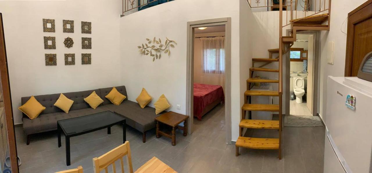 To Petrino Spiti Apartment Possidi Exterior photo