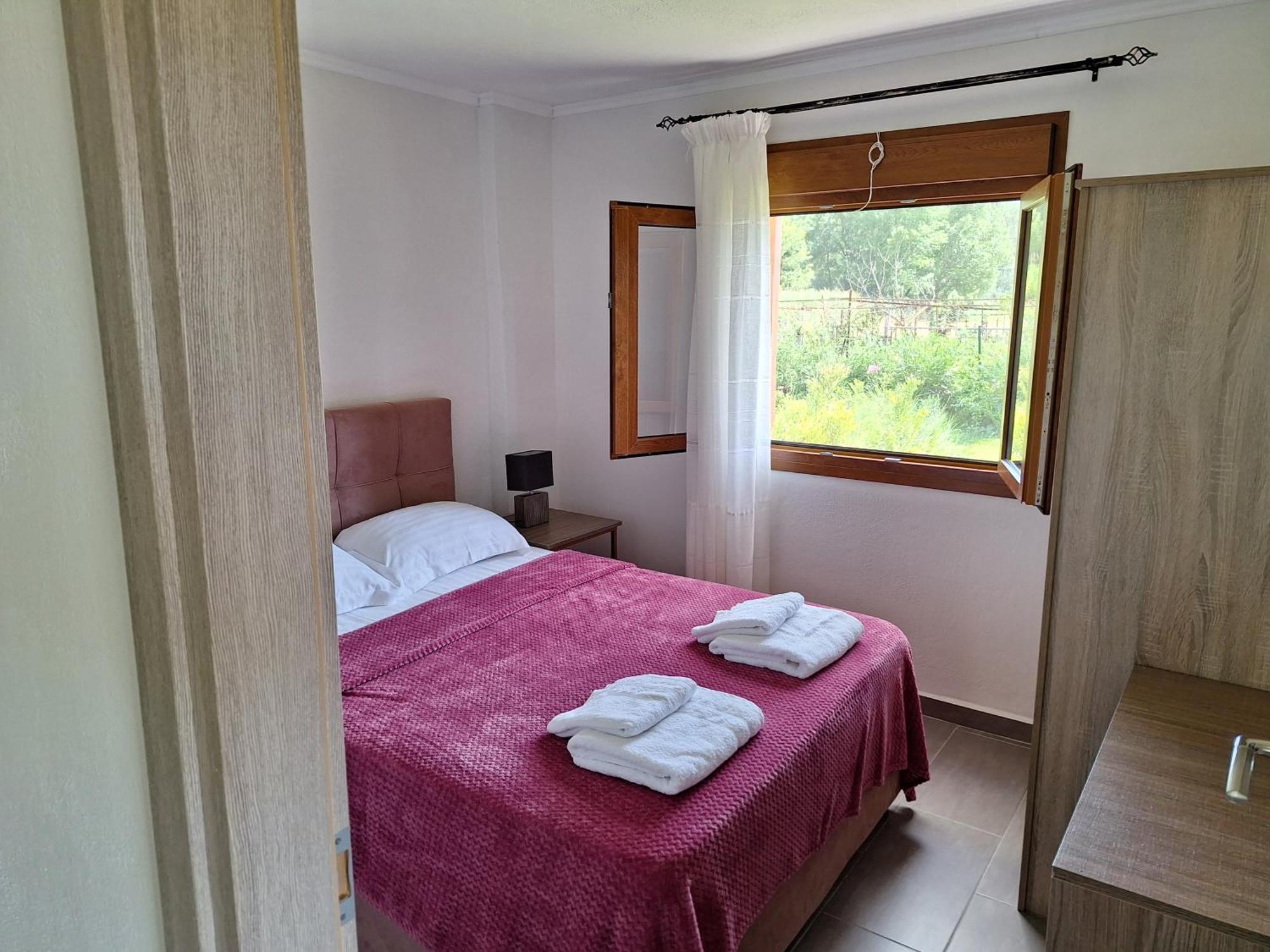 To Petrino Spiti Apartment Possidi Exterior photo